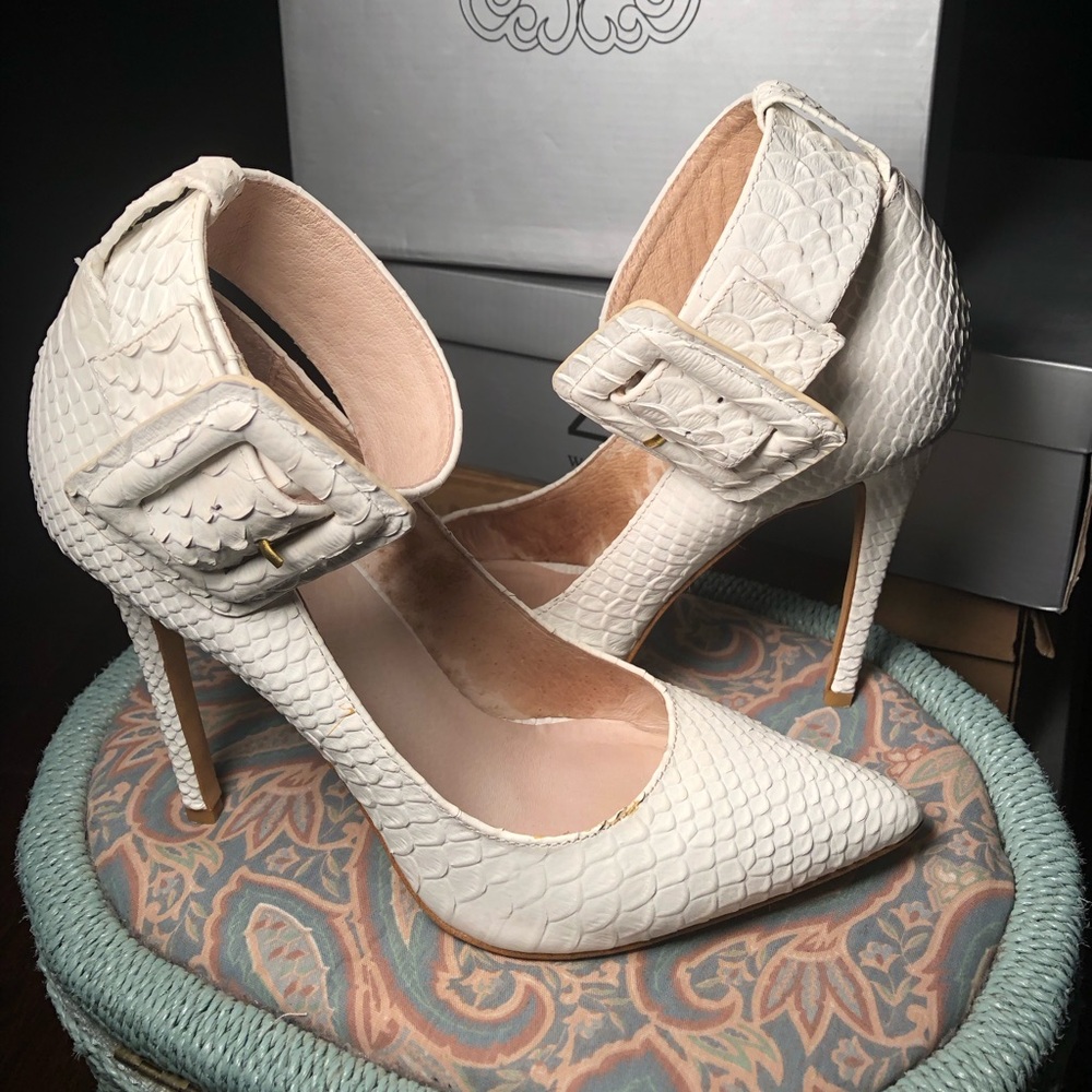 Zigi ny Ziginy Pauline White Crocodile Embossed Leather